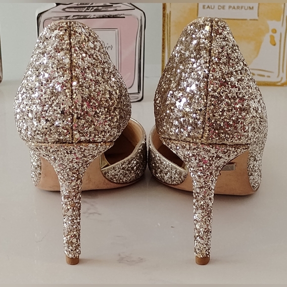 EUC Badgley Mischka Heels - Women's Gold Glitter Pointed-Toe Pumps - Picture 6 of 9